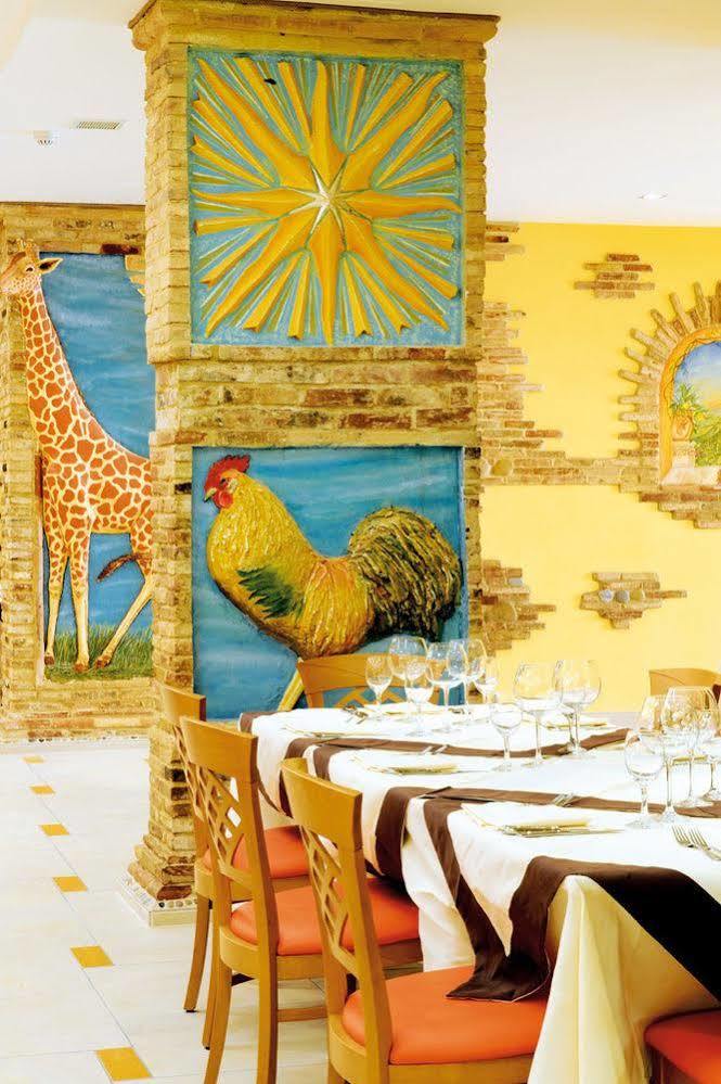 Hotel Cristina Rocca San Giovanni Eksteriør bilde