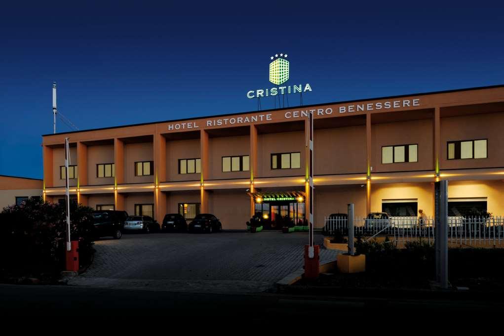 Hotel Cristina Rocca San Giovanni Eksteriør bilde