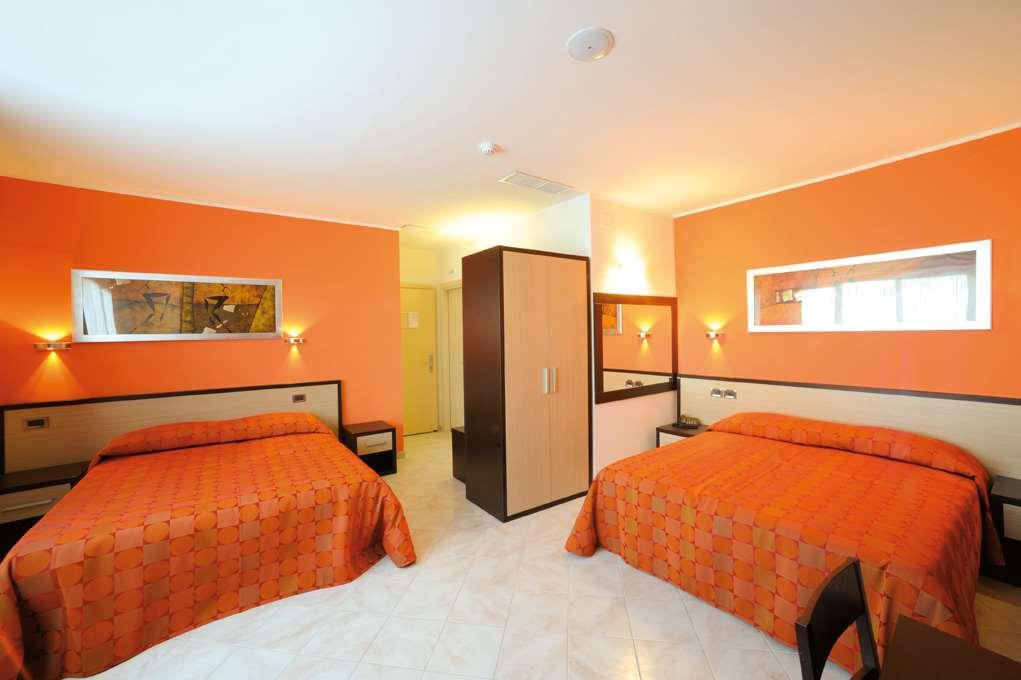 Hotel Cristina Rocca San Giovanni Rom bilde